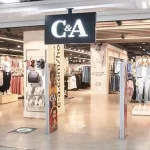 La falda midi de C&A que combina comodidad y estilo se convertirá en tu nuevo imprescindible