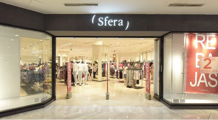 No te pierdas la colección de Sfera de vestidos elegantes de fiesta con tejidos fluidos a precios realmente asequibles