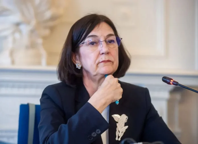 Cani Fernández, presidenta de la CNMC, con mucho aún que decir sobre la opa de BBVA a Sabadell