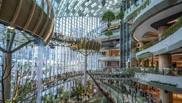 ⁠El centro comercial más increíble del mundo que parece un oasis en China