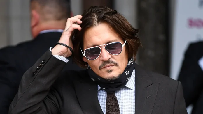 Johnny Depp y su relación con sus hijos: una revelación que lo expone en Hollywood