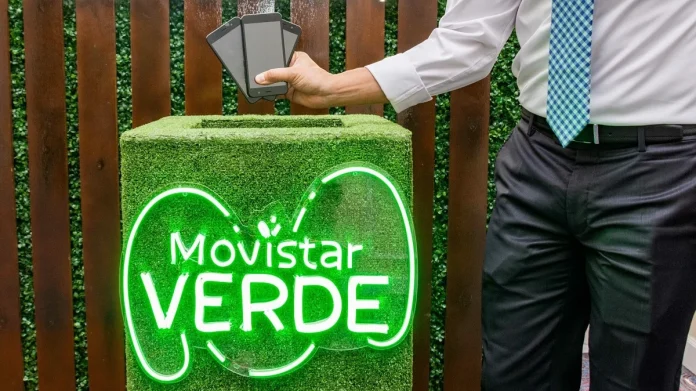 Vodafone y Movistar reciclan en un año 4.500 toneladas de dispositivos