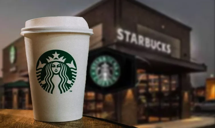 El truco de Starbucks al descubierto que podría costarle millones de euros