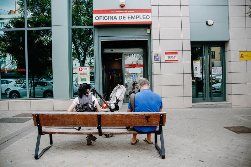 El desempleo disminuye en 46,783 individuos en junio y se sitúa por debajo de los 2.6 millones, alcanzando su nivel más bajo desde 2008