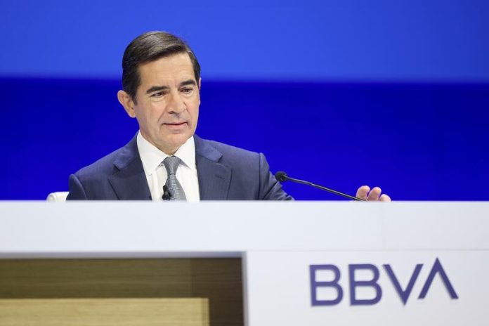 BBVA se queda cerca de los 5.000 millones de beneficios en el primer semestre, casi un 30 % más