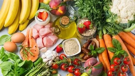 Los beneficios de una dieta equilibrada incorporando los cuatro alimentos esenciales