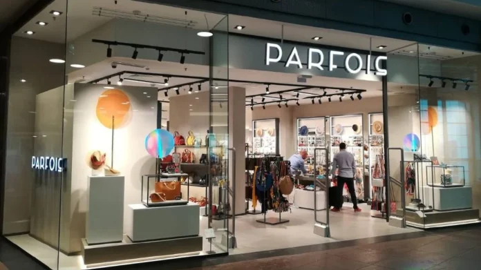 Parfois tiene el accesorio veraniego estilo Loewe por menos de 20 euros que llevarás a la playa