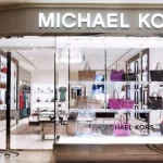 Estados Unidos paraliza la fusión de la matriz de Michael Kors con Coach