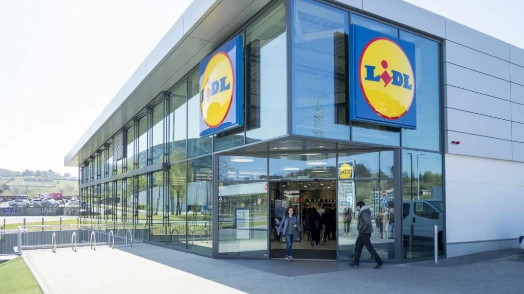 Se acabó el volver de la playa con tu toalla llena de arena, Lidl tiene la solución definitiva