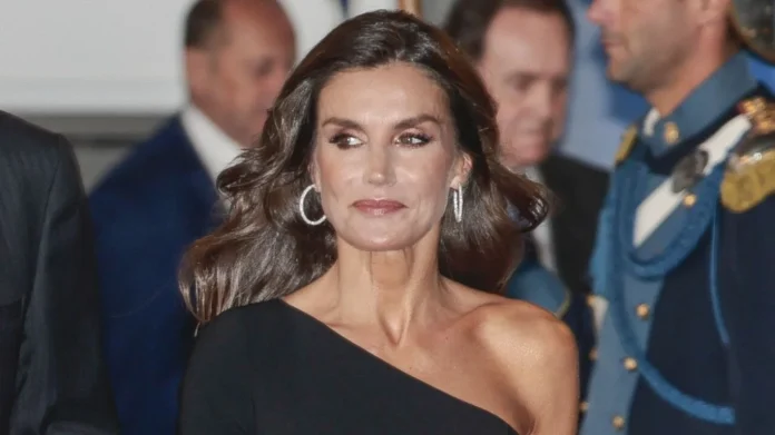 La reina Letizia rechaza estas cinco frutas populares en su alimentación y te explicamos por qué