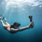 El gadget que convierte tu teléfono móvil en una cámara subacuática