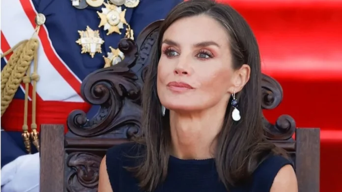 La rutina de la reina Letizia para una piel impecable y sin arrugas que puedes imitar en tu casa