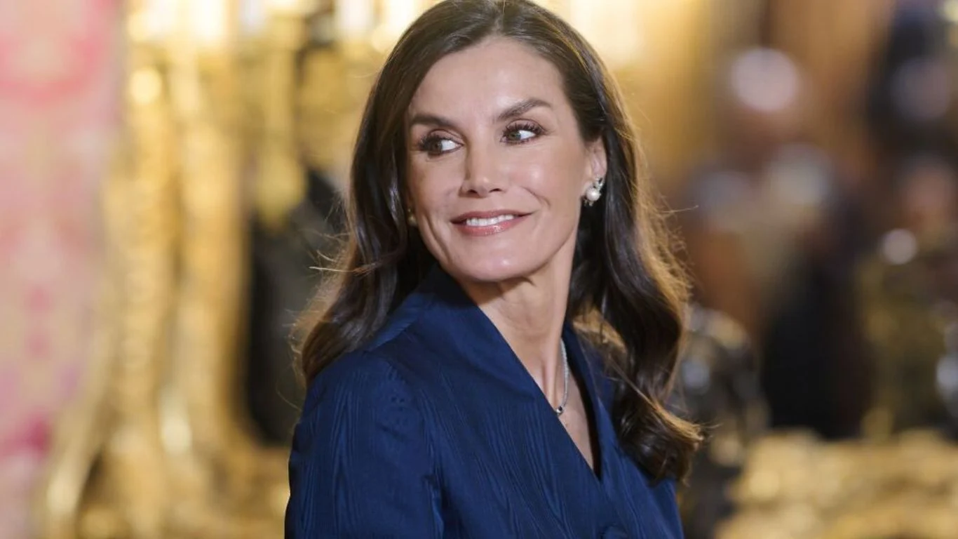 Revelado el secreto de belleza de la reina Letizia: El truco de maquillaje que debes copiar