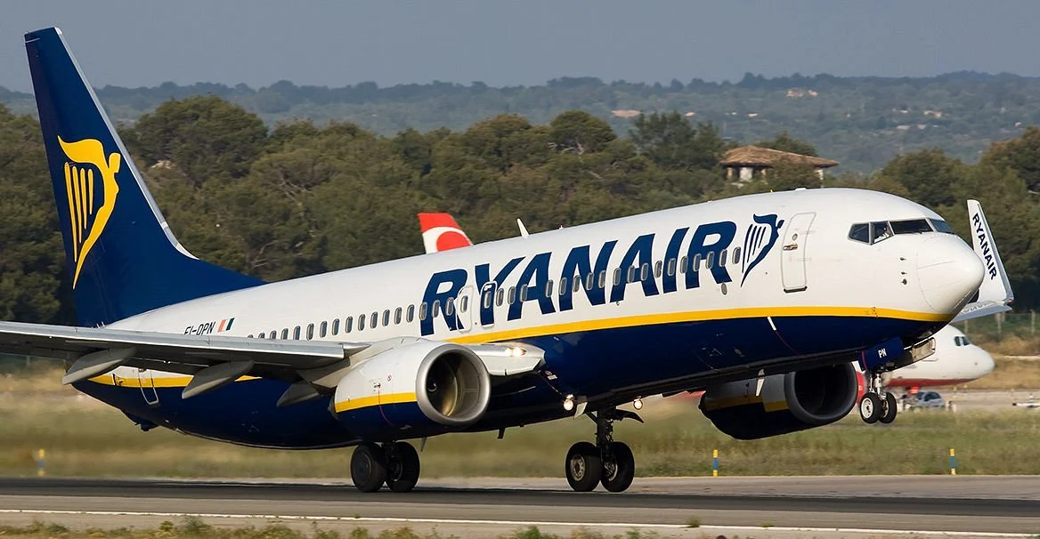 Ryanair se impone en un pleito contra eDreams en Alemania por «cargos desmedidos» a los usuarios