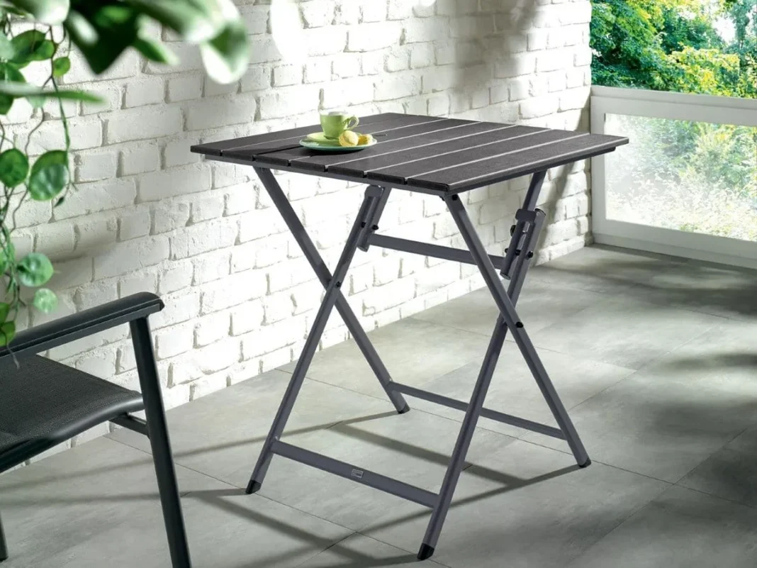 ¿Poco espacio en casa? ¡Lidl tiene la solución para tus reuniones con su increíble mesa plegable! 