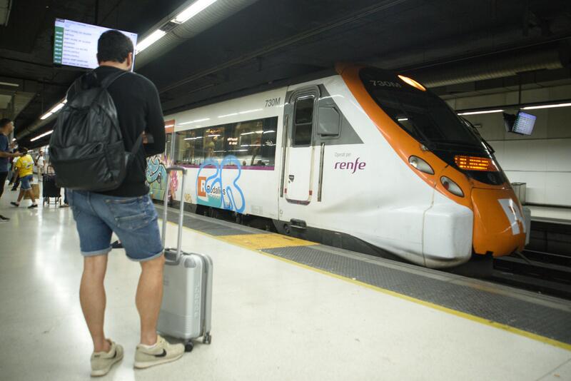 Renfe se enfrenta a una posible huelga: sindicatos presentan una comisión de conflictos por el traspaso de Rodalies