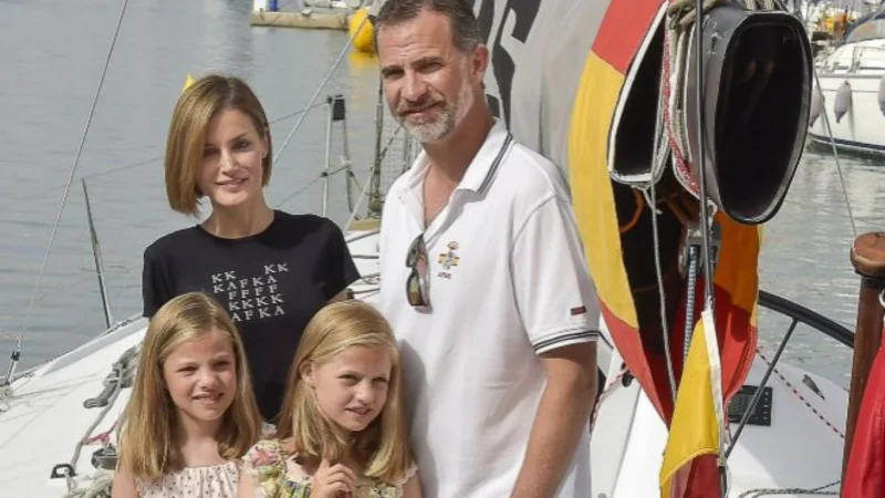 La tradición náutica de los Borbones que rompió Letizia