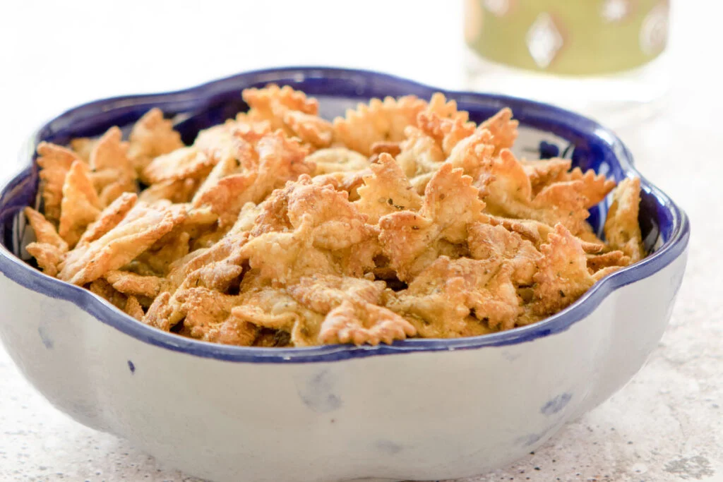 Pasta chips en 10 minutos con la freidora de aire: el snack crujiente y saludable que necesitas probar