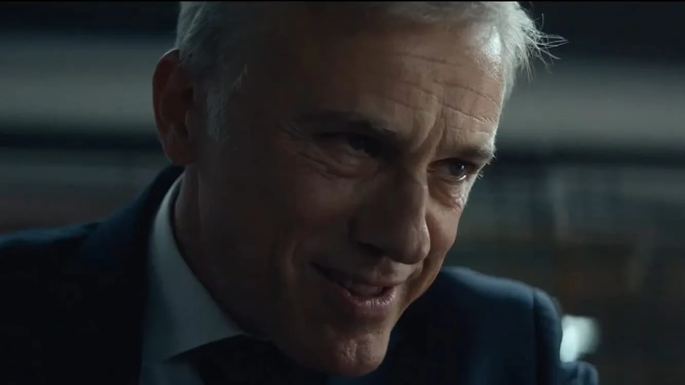 Christoph Waltz se convierte en un consultor corporativo poco común en esta miniserie de Prime Video