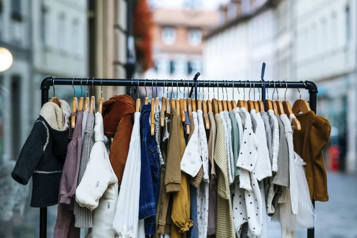 ¿Cómo encontrar el mejor proveedor de ropa infantil para tu tienda?