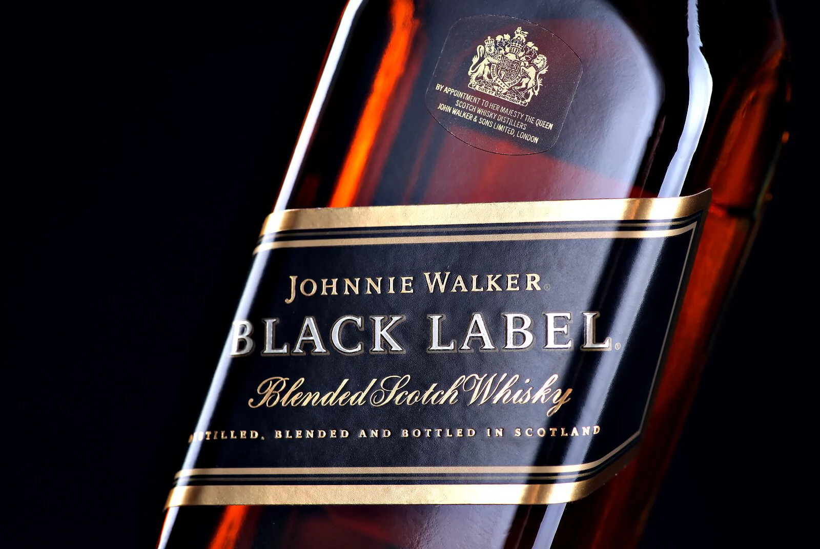 Johnnie Walker y Tanqueray pisarán el acelerador premium para recuperar terreno en 2025