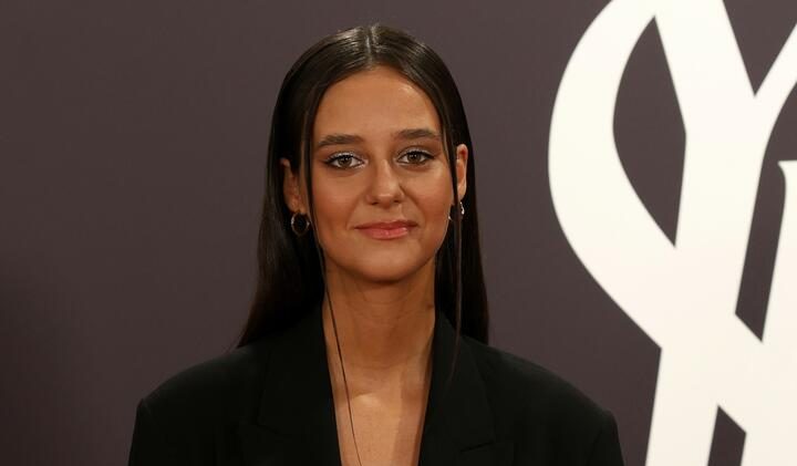 Victoria Federica reaparece con su mejor sonrisa tras el ingreso de la Reina Sofía