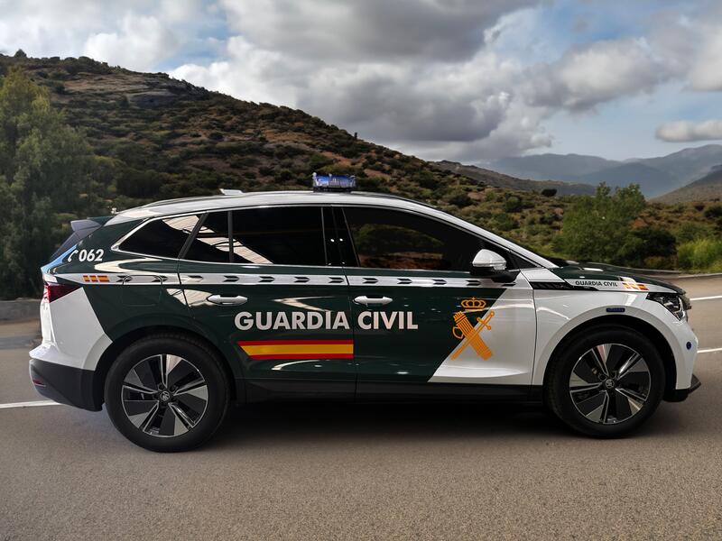 Skoda dota a la Guardia Civil con 90 Enyaq eléctricos, cada uno con más de 500 km de autonomía