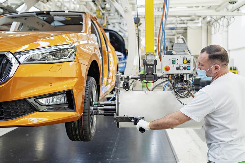 El superávit comercial del automóvil en España se disparó un 28% hasta julio