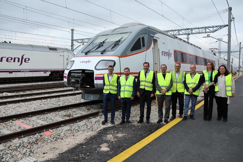 Los trenes Alaris se renuevan con Óscar Puente al mando, para optimizar el recorrido Zaragoza-Pamplona y Logroño