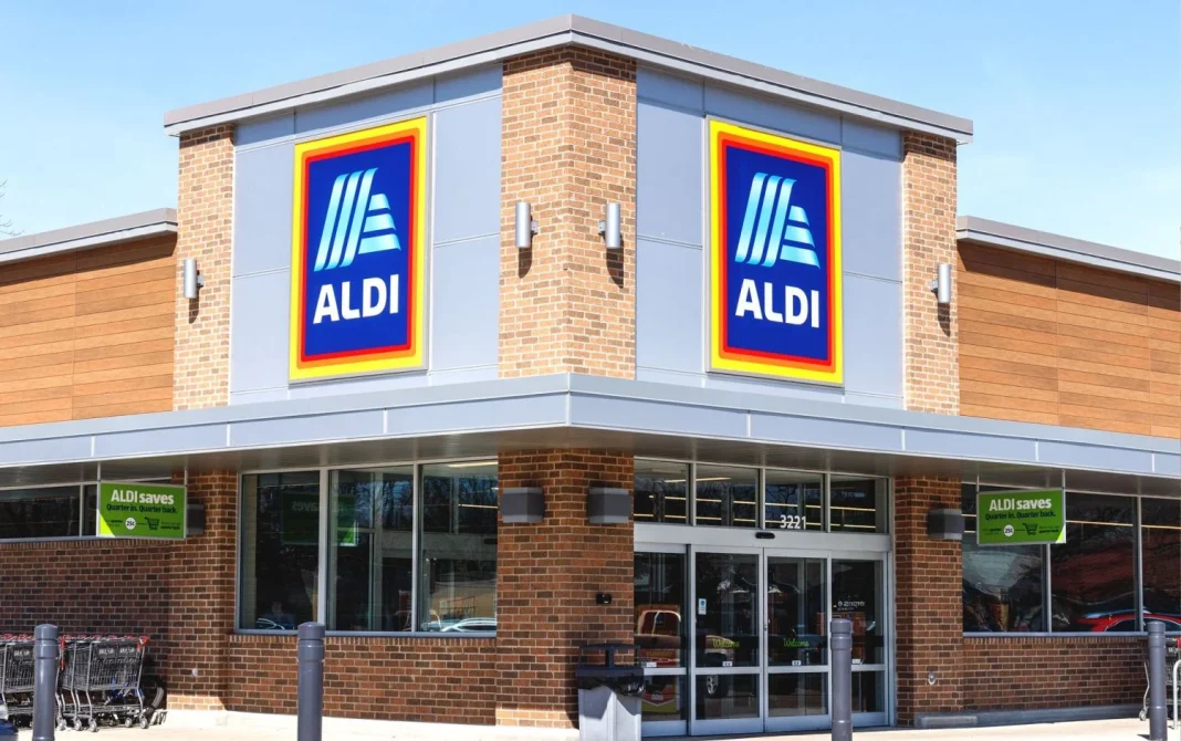 Despídete de las abolladuras en tu coche por tan sólo 2,50 euros gracias a Aldi y este invento