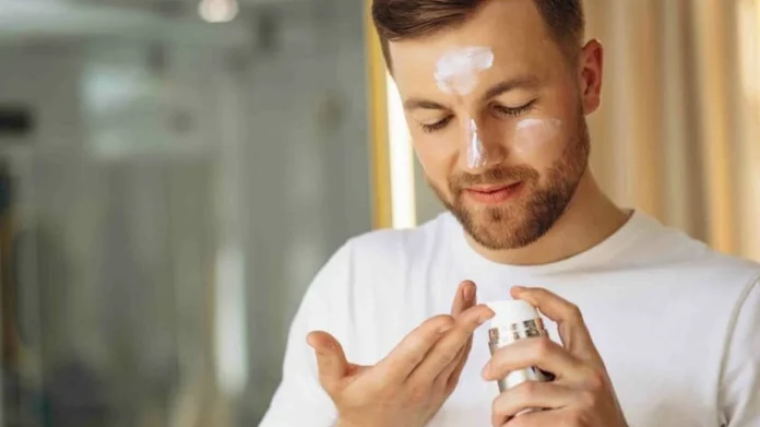 De sérums a aceites: los básicos de skincare masculina que están arrasando en Normal