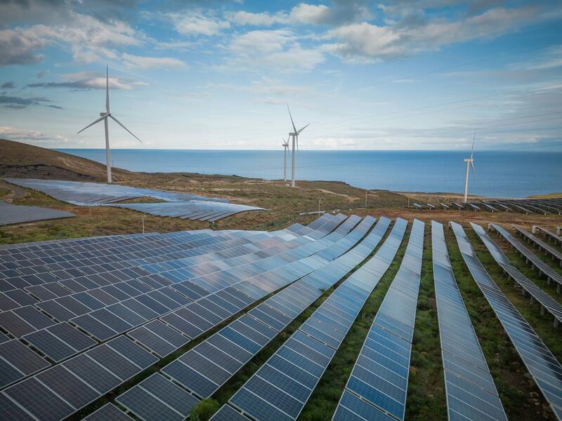 Las energías renovables alcanzan más de 80.000 MW de potencia instalada en el tercer trimestre, según Opina 360