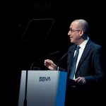 BBVA confía en que la CNMC apruebe la operación con Banco Sabadell sin grandes condiciones aunque la lleve a  ‘fase 2’