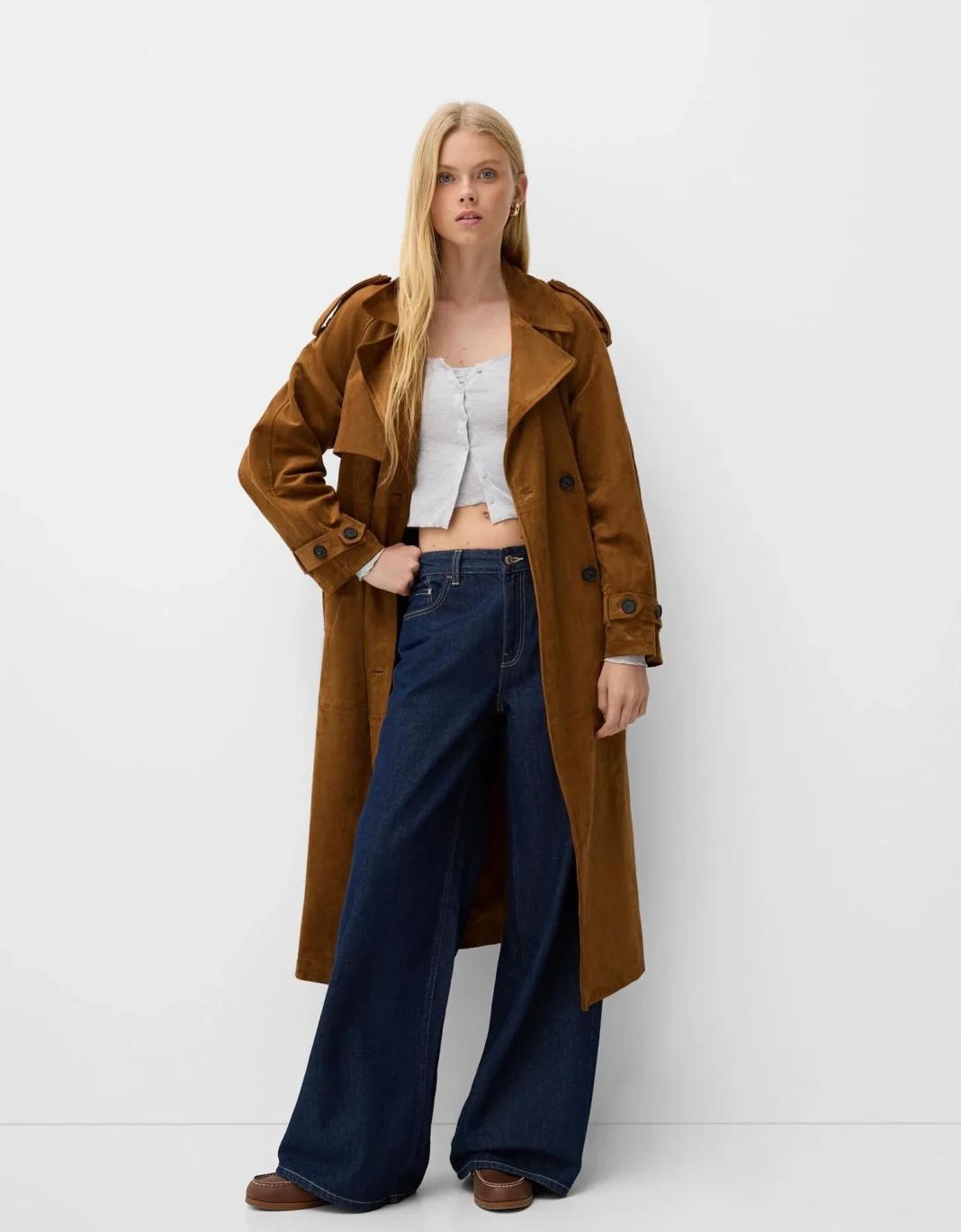 Abrigo trench efecto ante de Bershka