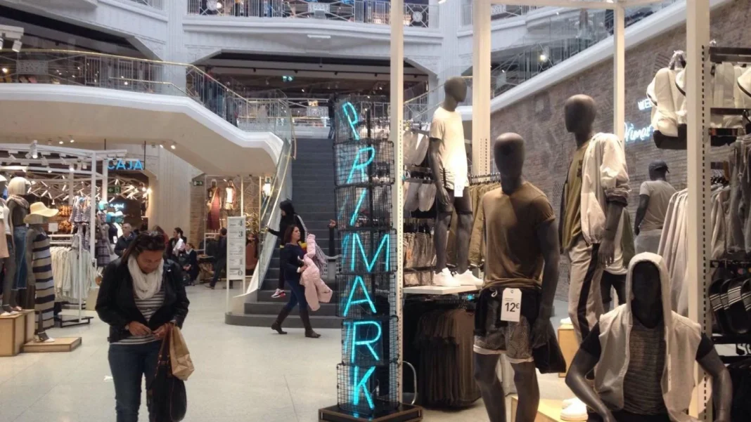 El abrigo tipo parca de Primark que te salva del frío sin renunciar al estilo