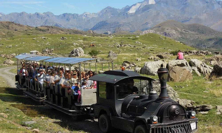 EL TREN DE TRAMACASTILLA: UN VIAJE AL CORAZÓN DE LOS PIRINEOS