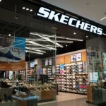 Skechers ha sacado las zapatillas tipo Crocs perfectas para estar por casa este invierno