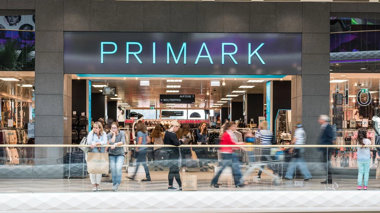 Gracias a Primark y sus amorosas batamantas ‘de peluche’, olvídate de pasar frío este invierno en casa