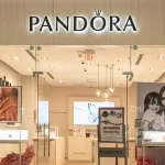 Pandora saca una colección de pendientes de plata y circonitas que emanan lujo