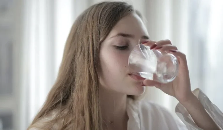 Hemos seguido mal el consejo de los 8 vasos de agua diarios