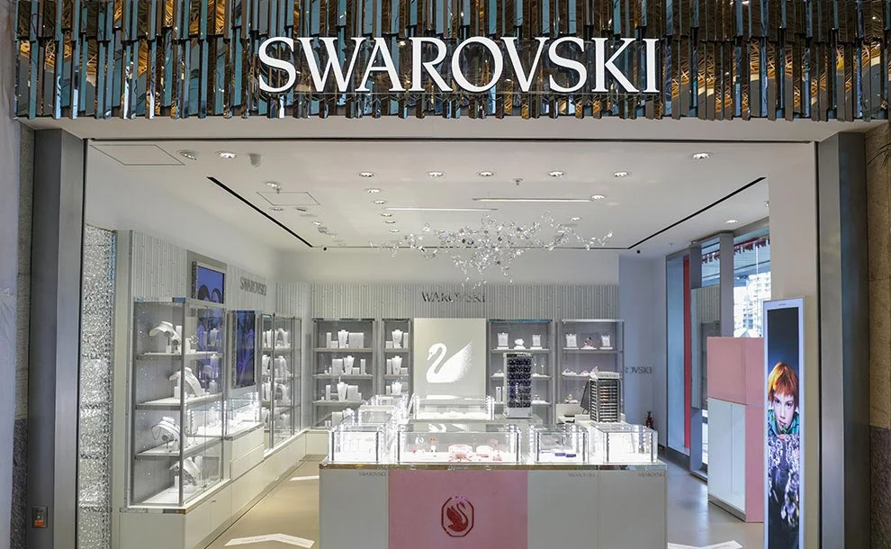 Corre a tu tienda más cercana antes de que se agoten estos pendientes de Swarovski a un precio increíble