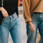 Los 5 pantalones vaqueros de Zara más prácticos y cómodos que se llevarán en invierno