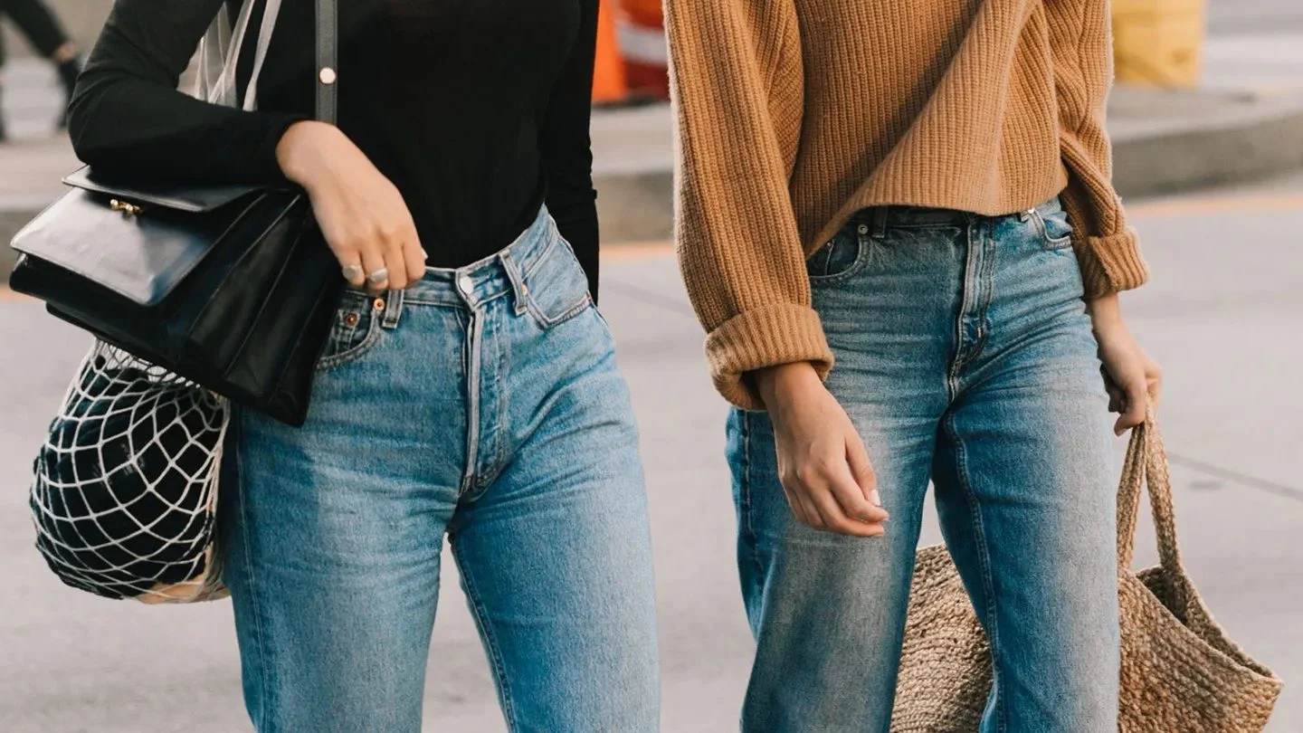 Los 5 pantalones vaqueros de Zara más prácticos y cómodos que se llevarán en invierno