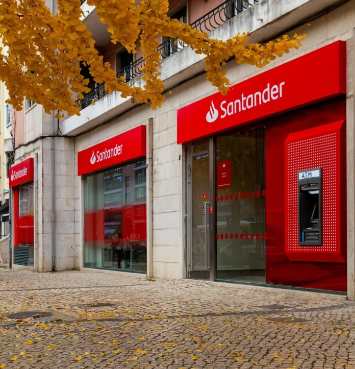 Blackstone Credit & Insurance compra a Santander una cartera de préstamos para infraestructuras por 1.000 millones de dólares