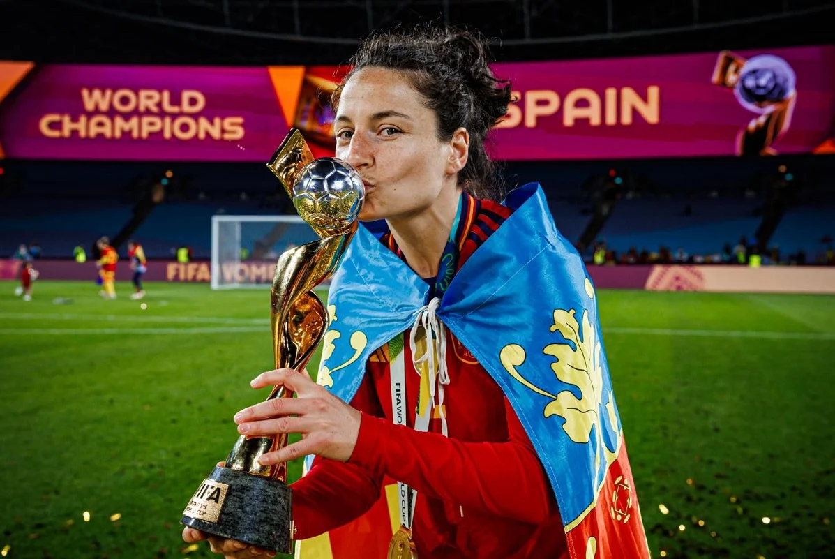 La campeona del mundo Ivana Andrés organiza su primer clínic de fútbol con fines solidarios