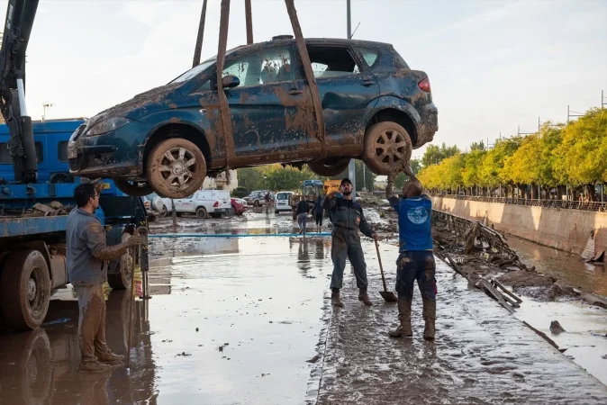 Los 120.000 coches perdidos por la DANA, se localizan en una web creada por un estudiante de la UPV