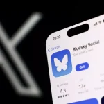 Así puedes pasar tus contactos de X (Twitter) a Bluesky, la red social de moda