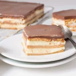 El mejor postre de diciembre es esta tarta de galletas y natillas fácil de preparar