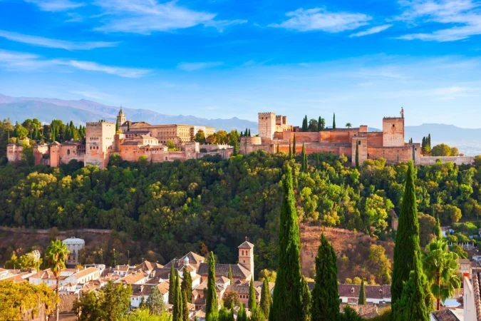 alhambra aerial panoramic view granada spain Merca2.es